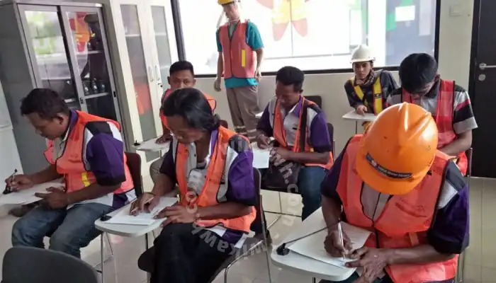 Penerapan K3 pada Pemasangan Wika Water Heater: Prioritas Keselamatan dan Kualitas Kerja